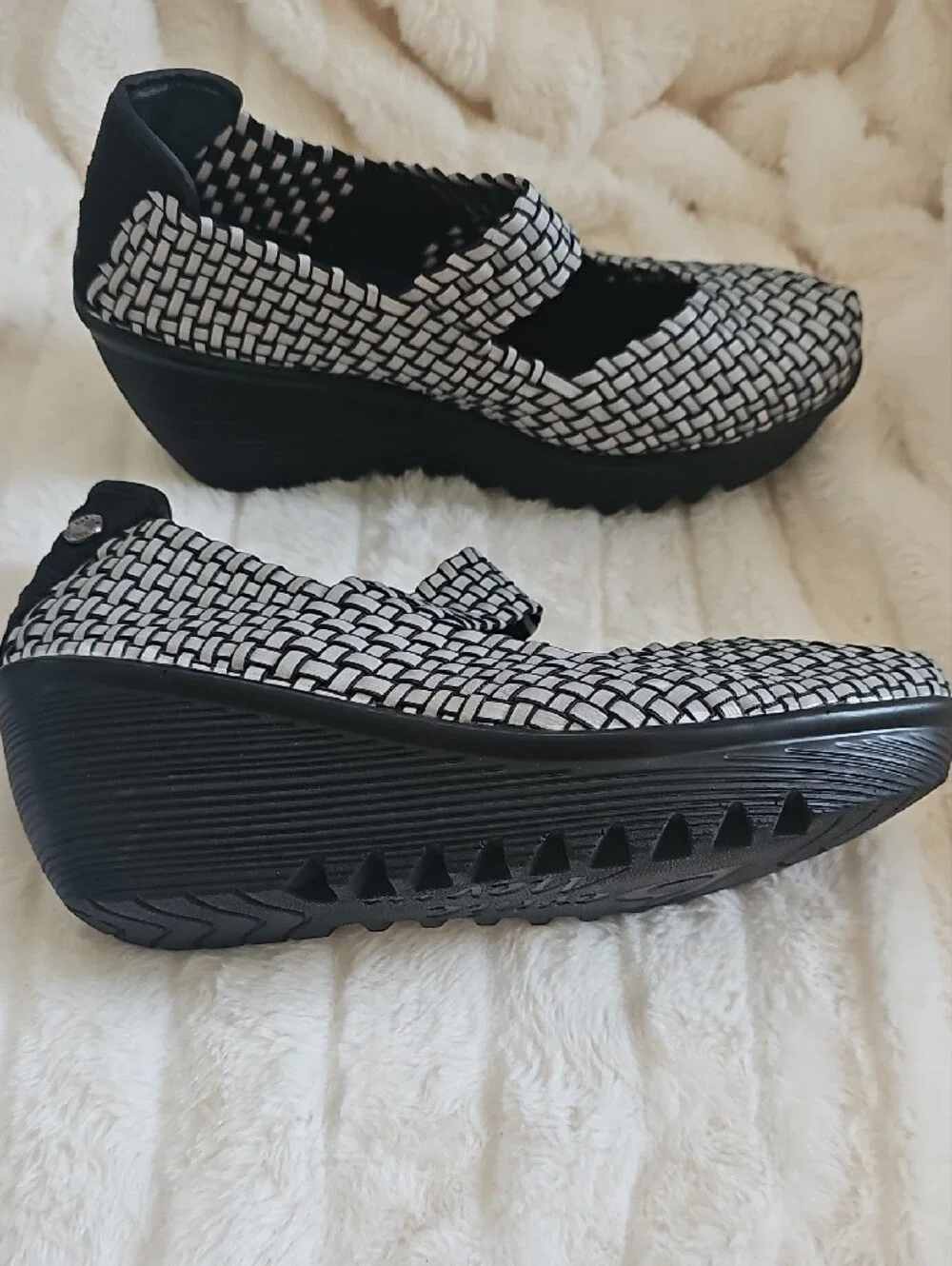 bernie mev. Black and White Woven Mary Jane Wedge